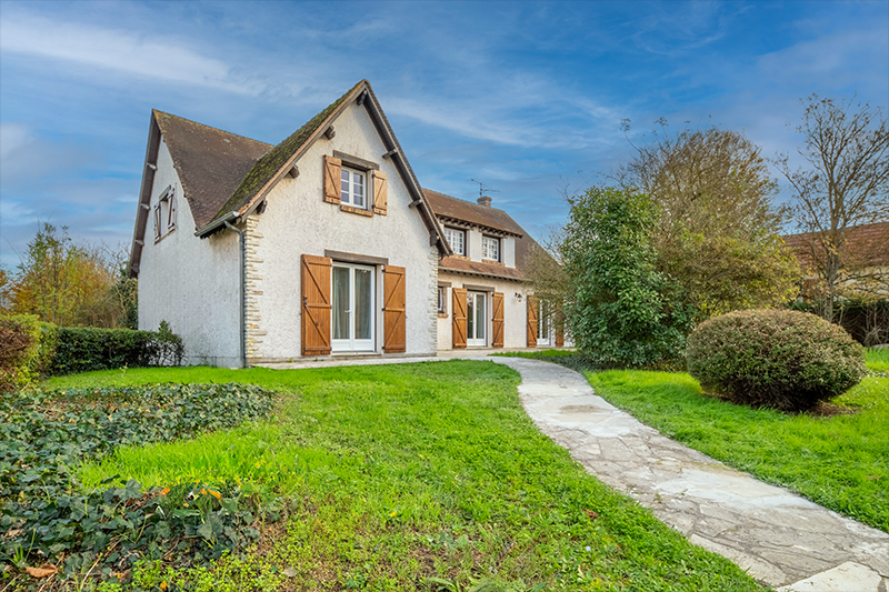 Maison Alzheimer CetteFamille de Vrigny : Maison partagée pour seniors de Vrigny_ façade