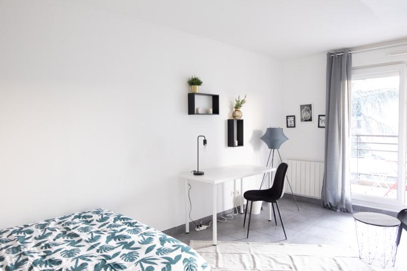 Coliving - Venissieux - Lyon - Grande chambre lumineuse – 18m² - LY011