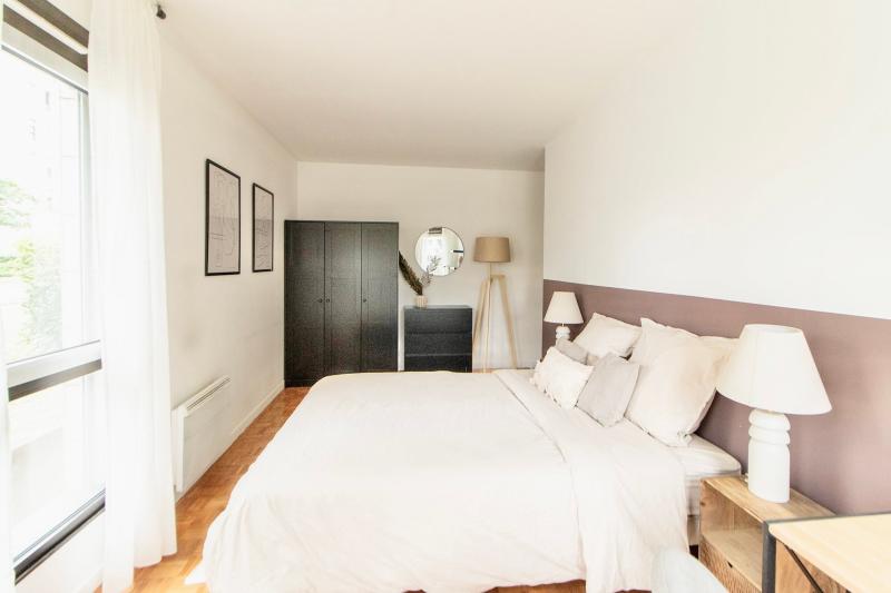 Coliving - Puteaux - Paris - Splendide chambre de 15 m² en coliving aux portes de Paris - PUT03