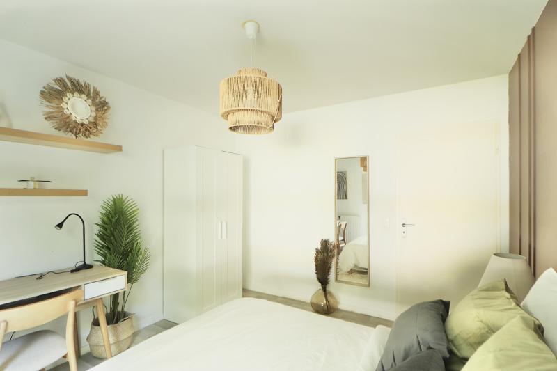 Coliving - Bordeaux - Lumineuse chambre de 12 m² à louer en coliving à Bègles - B021