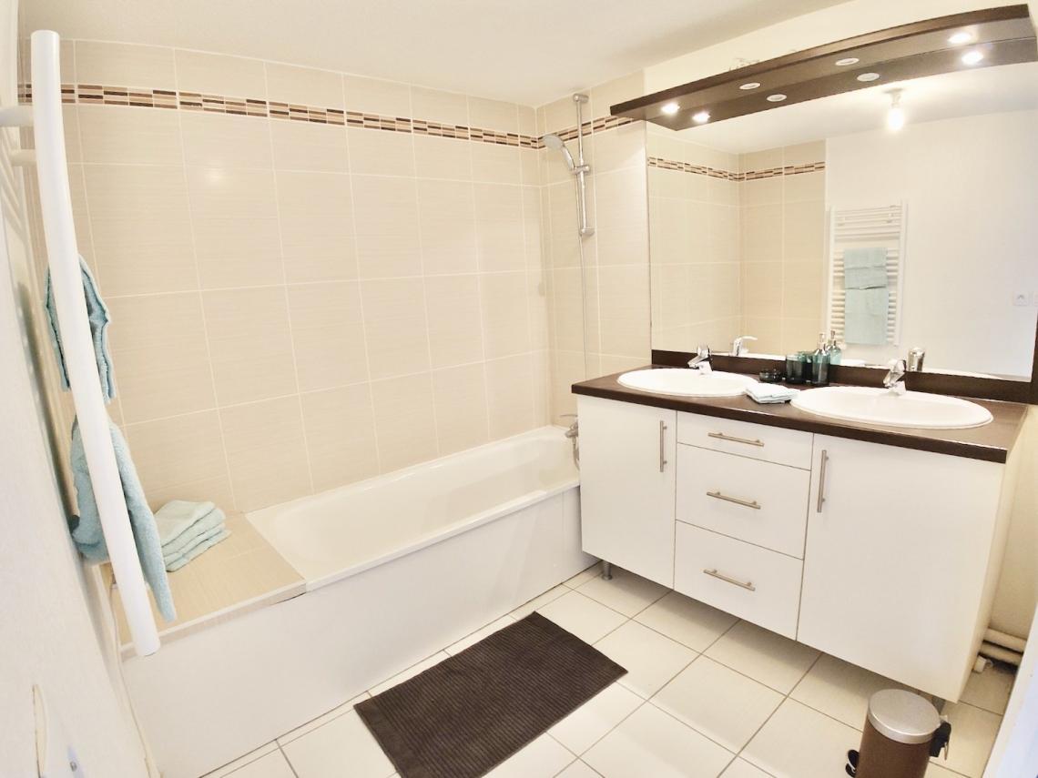 Coliving - Bordeaux - Bordeaux - Emménagez dans cette chambre moderne de 12 m² en coliving à Bordeaux - BO23
