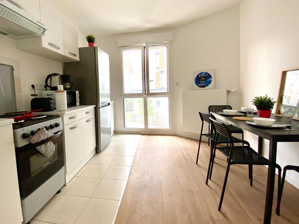 Coliving - Clichy - Paris - Chambre chaleureuse et lumineuse – 13m² - CL5