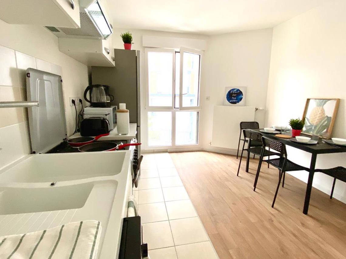 Coliving - Clichy - Paris - Chambre chaleureuse et lumineuse – 13m² - CL5