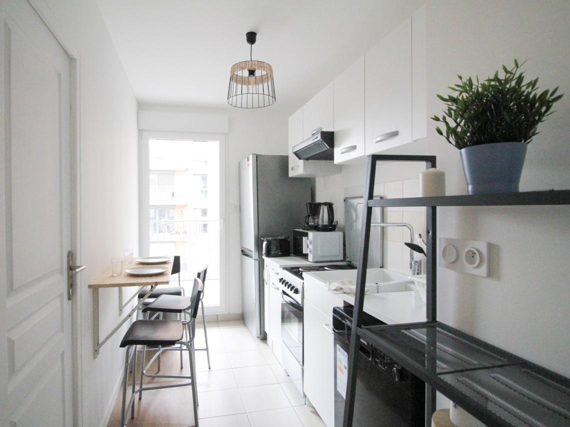 Coliving - Clichy - Paris - Grande chambre lumineuse – 11m² - CL40