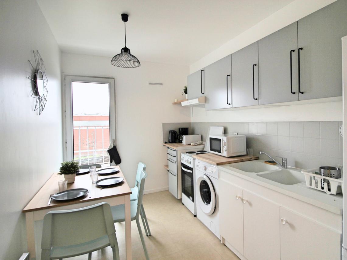 Coliving - Levallois-Perret - Paris - Chambre chaleureuse - 10m² - LV14