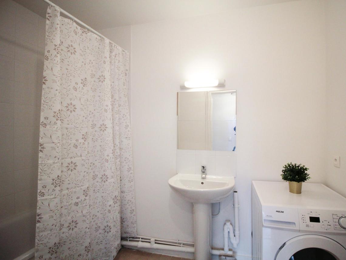 Coliving - Levallois-Perret - Paris - Chambre agréable et très lumineuse – 10m² - LV9