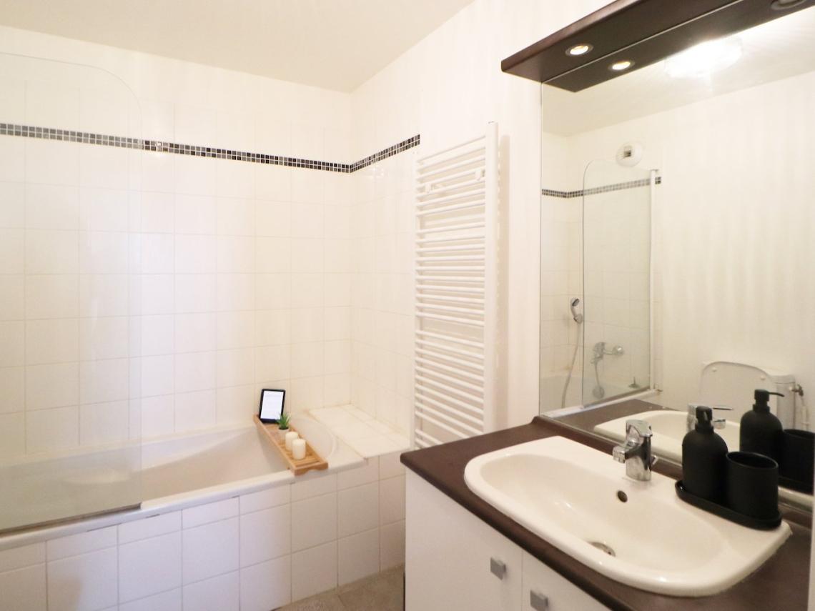 Coliving - Lille - Lille - Chambre au style haussmannien de 18 m² à louer à Lille - LIL10
